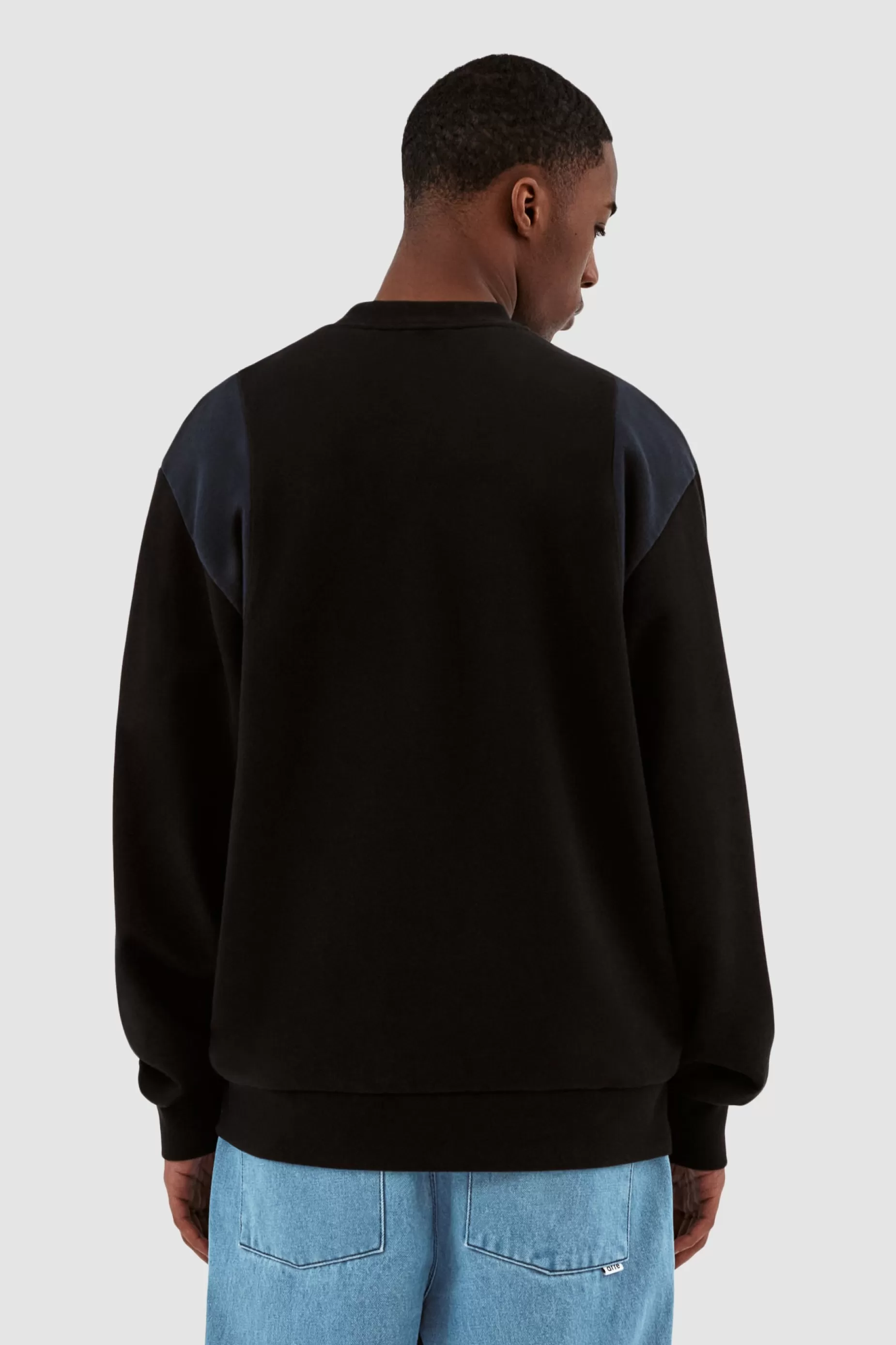 Arte Antwerp Charles Crewneck