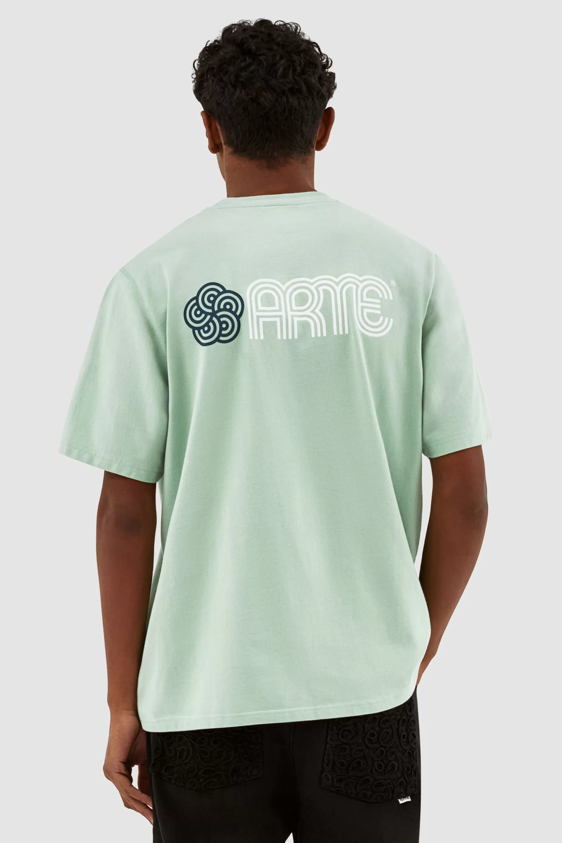 Arte Antwerp Teo Circle Flower T-shirt